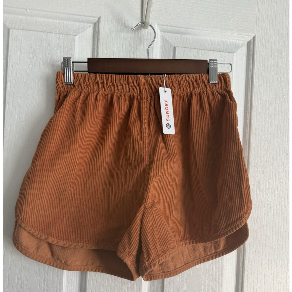 Sundry Corduroy Elastic-Waist Shorts in Rust Brown